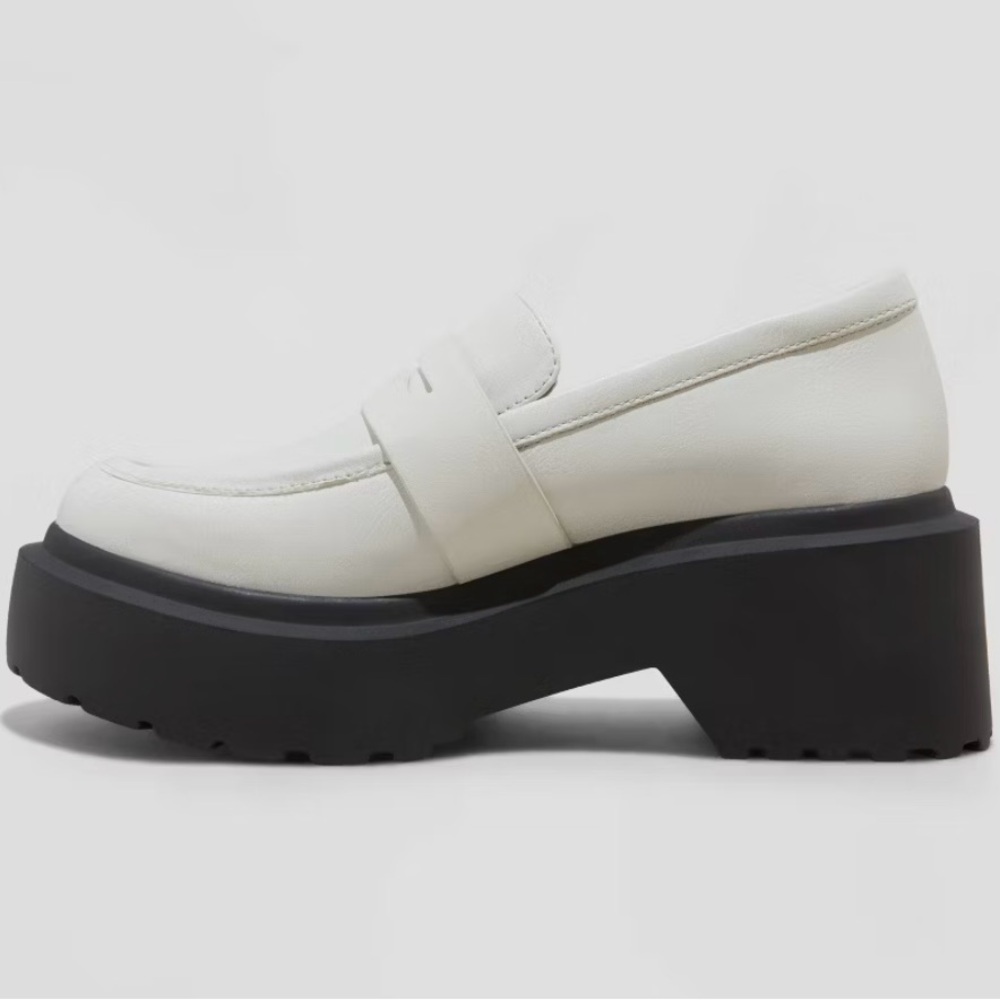 Target shoes - Picture 2 of 4